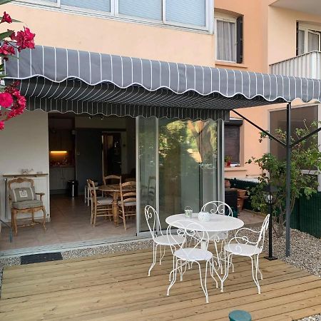 Apartamento La Reposade Sanary-sur-Mer Exterior foto