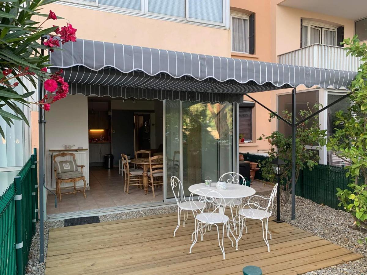 Apartamento La Reposade Sanary-sur-Mer Exterior foto